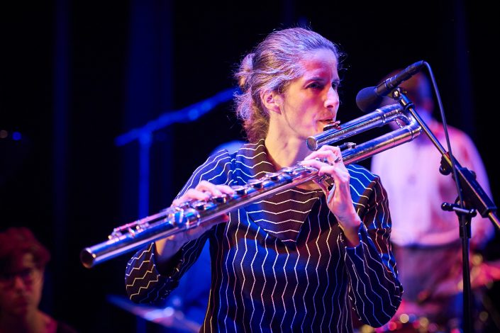 SABINE VOGEL (flute)