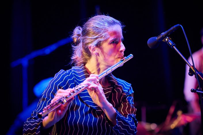 SABINE VOGEL (flute)