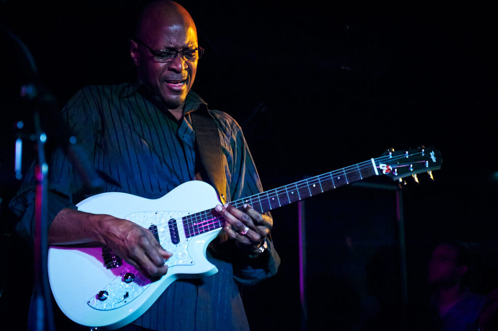 Reginald Ward (g)-Fred Wesley Band, ©Dieter Düvelmeyer @JazzPict