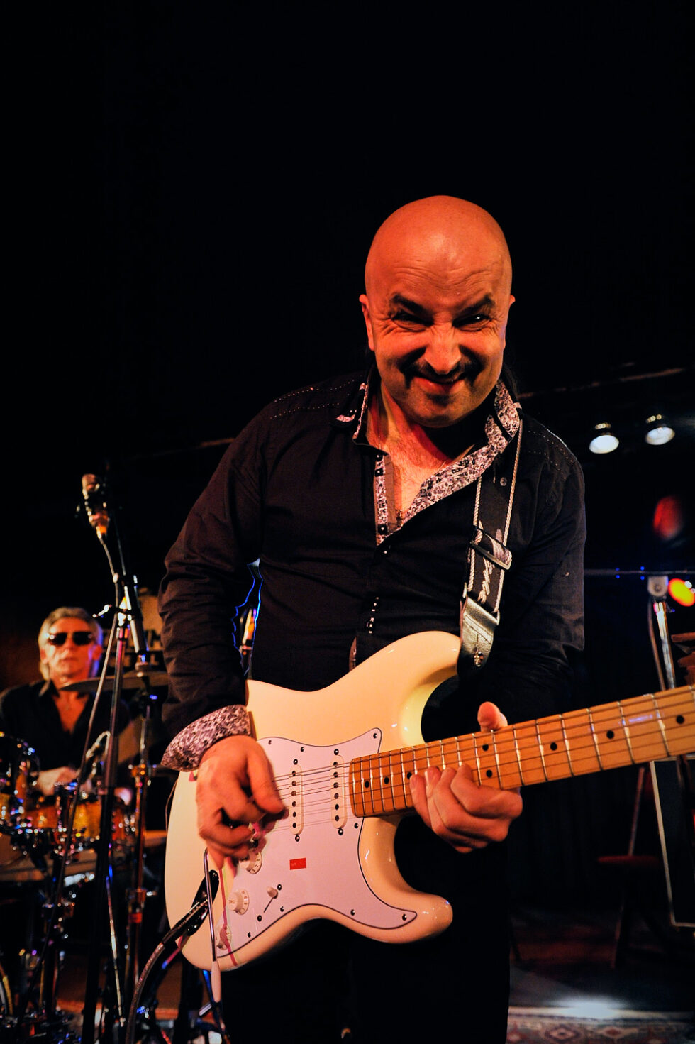 Sandro Giampietro (git), Helge's Holzkopp Trio ©Dieter Düvelmeyer @JazzPict