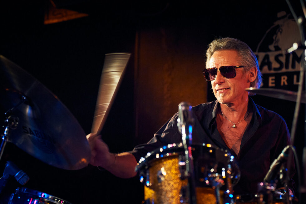 Willi Ketzer (dr), Helge's Holzkopp Trio ©Dieter Düvelmeyer @JazzPict