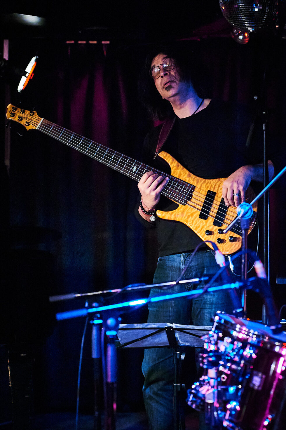 Jimmy Haslip-Bass, 3 Brave Souls ©Dieter Düvelmeyer @JazzPict