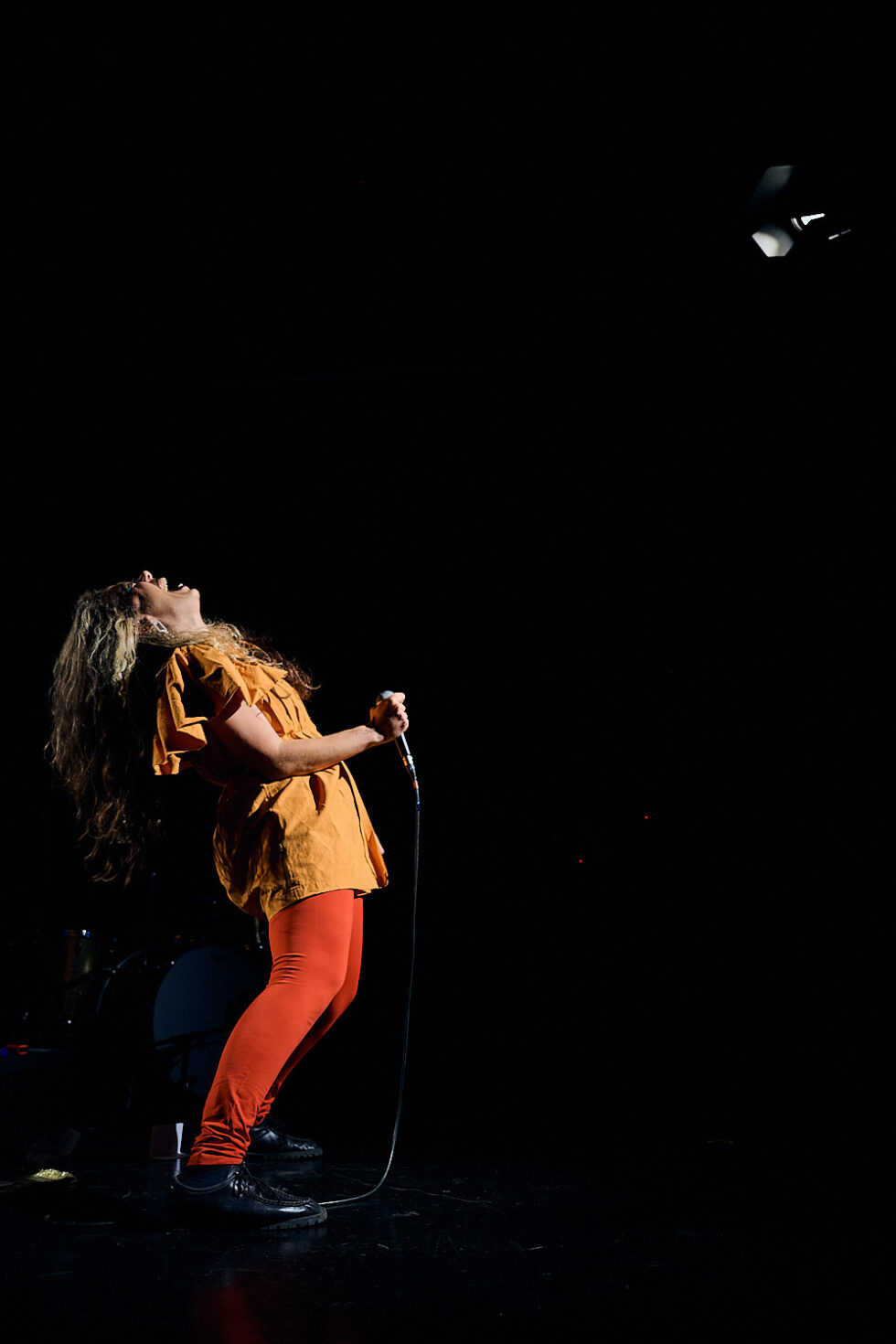 MARCELA LUCATELLI (voc - electronics) playing at SOLO IMPRO BERLIN @ Ackerstadtpalast on 17-09-2025 ©Dieter Duevelmeyer