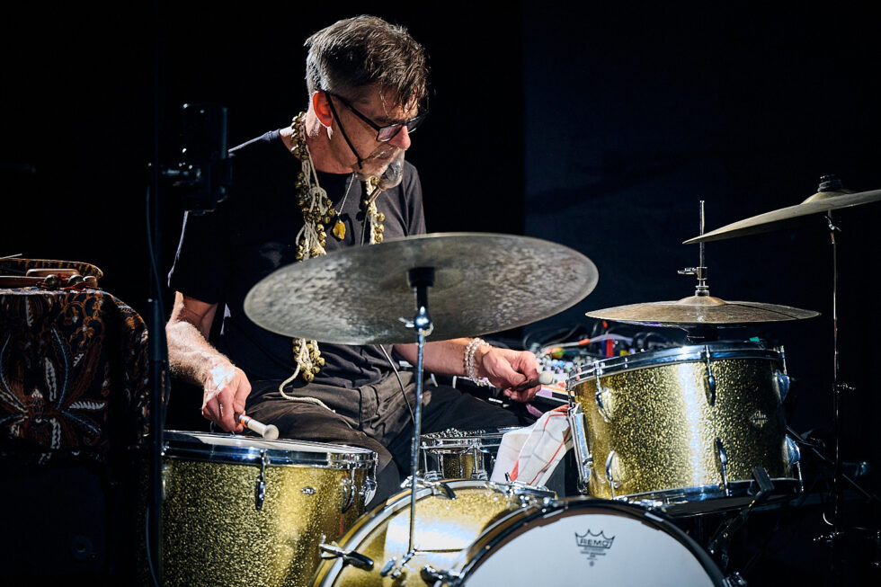 SIMON BERZ (dr - electronics) playing at SOLO IMPRO BERLIN @ Ackerstadtpalast on 17-09-2025 ©Dieter Duevelmeyer