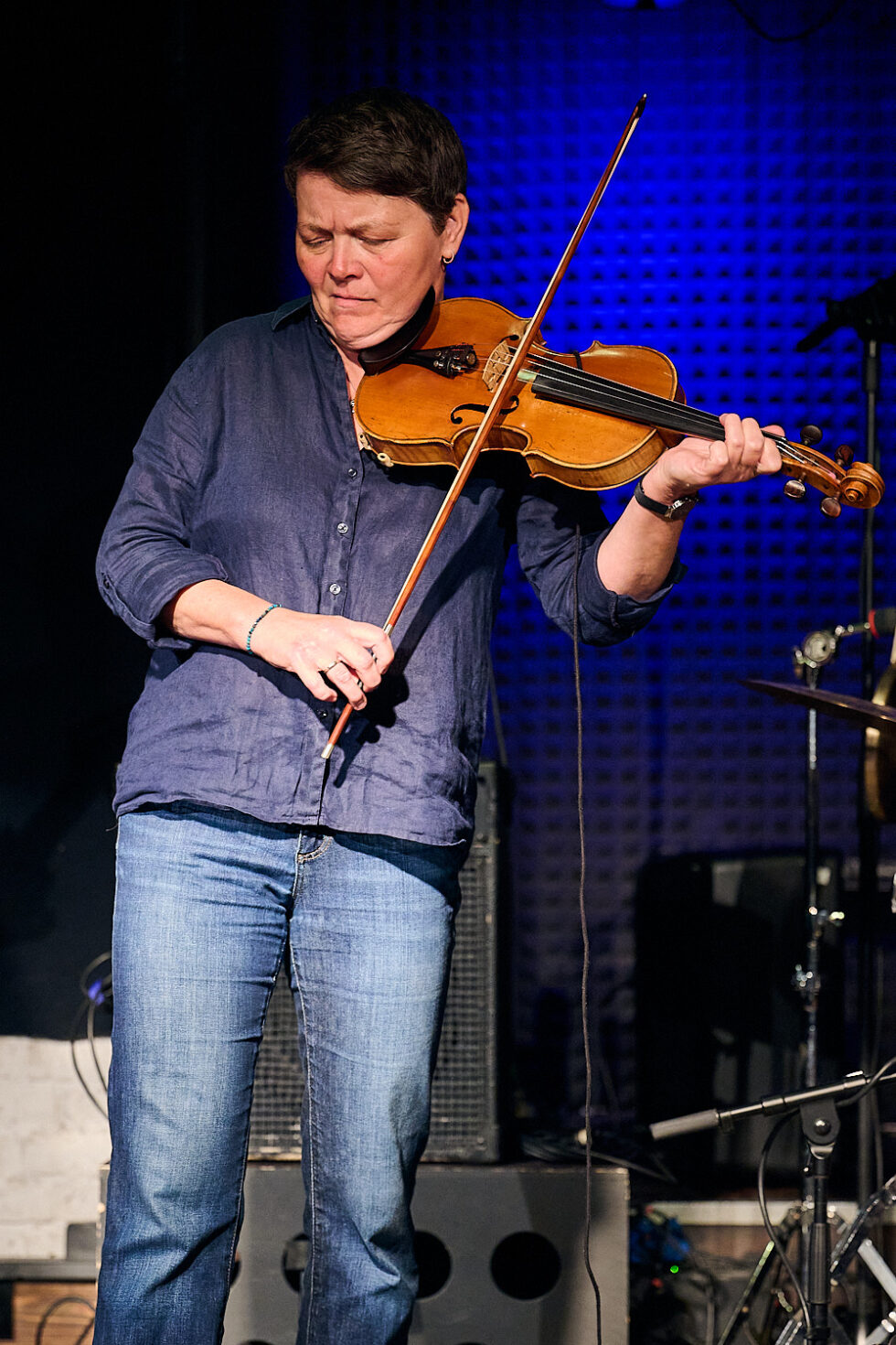 Antje Messerschmidt (violin) of ECHOES OF EVOLUTION @ KOLLEKTIVE NIGHTS 2025