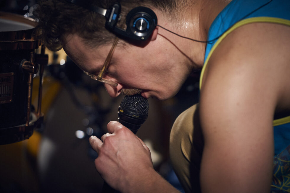 Flo Lauer, drums of ZUR SCHÖNEN AUSSICHT. Foto by©Dieter Düvelmeyer